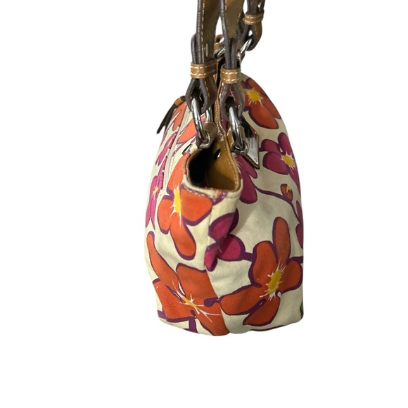 Liz Claiborne Pink and Orange Shoulder Bag with Floral Design - Picture 6 of 7